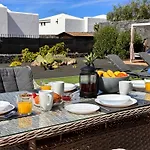 Amura Villa *