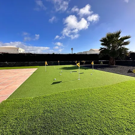 Amura Vila *