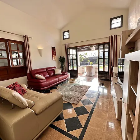 Amura וילה פלאיה בלנקה