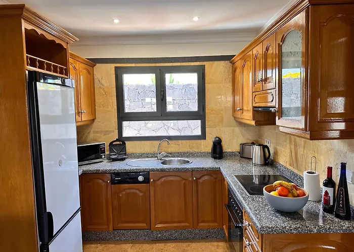 فيلة Amura بلايا بلانكا